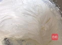 葡萄干奶油蛋糕卷的做法图解15