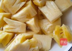 菠萝咕咾肉的做法图解1