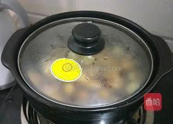 红烧鹌鹑蛋五花肉的做法图解4