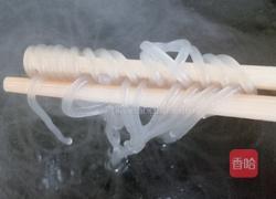 海鲜菇肉丝炒粉的做法图解5