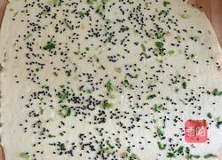 香肠丁花卷的做法图解12