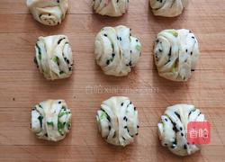  香肠丁花卷的做法图解13