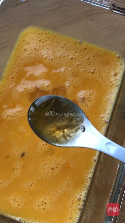 再加入料酒，搅打