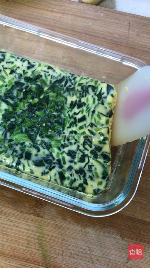 蒸熟后放凉一下用硅胶刀轻轻脱模