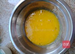 微波炉戚风蛋糕的做法图解3