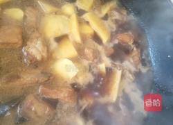 红烧排骨炖土豆的做法图解4