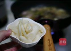 酸萝卜黑鱼片的做法图解5