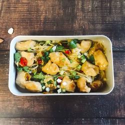 蒜蓉金针菇蒸鸡胸肉的做法[图]