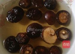 荷叶糯米蒸排骨的做法图解3