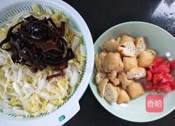 白菜木耳炒油果的做法图解1