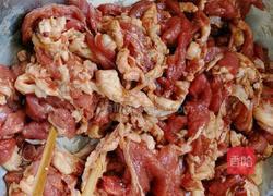 炒羊肉的做法图解1