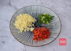 Illustration of how to make garlic vermicelli and baby vegetables 3