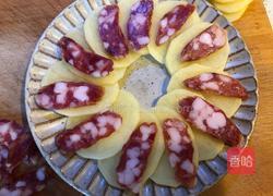 腊肠蒸土豆的做法图解4