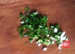 红萝卜蒸香肠的做法图解4