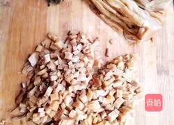 Illustration of how to make stir-fried minced pork with cabbage 2