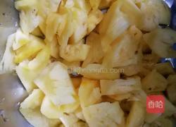 菠萝罐头的做法图解3