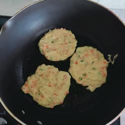 土豆饼的做法[图]