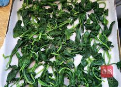 制作宝宝辅食菜粉的做法图解3