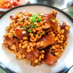 黄豆焖猪蹄的做法[图]
