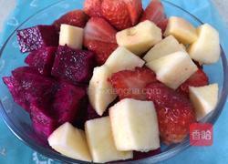 青柠酸奶水果沙拉的做法图解4