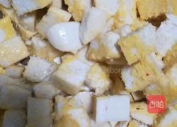 洋葱火腿炒馒头的做法图解5