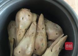 椒盐鸭头的做法图解2