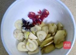 酱香排骨炆土豆的做法图解2