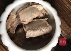 水果排骨汤的做法图解2