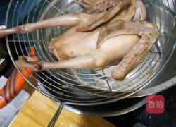 红枣枸杞鸽子汤的做法图解2