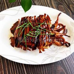 五香墨鱼的做法[图]