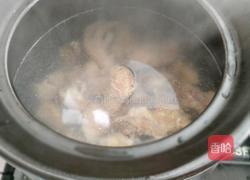 羊肚菌鸡汤的做法图解8