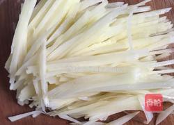 香菇酱土豆丝的做法图解1