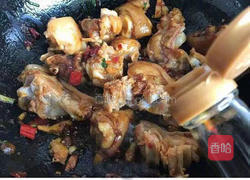 香辣猪蹄的做法图解5