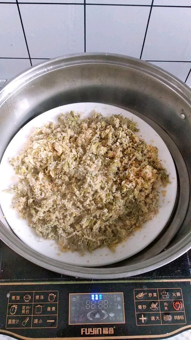 时间到，尝一下，没有生豆面生花生味，就可以出锅了。