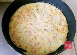 火腿鸡蛋饼的做法图解8