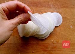 白萝卜夹肉馅的做法图解3