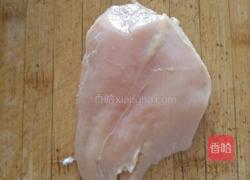 蒸鸡肉黄瓜卷的做法图解2