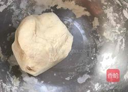 韭菜肉包子的做法图解6