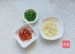 蒜蓉粉丝蒸扇贝肉的做法图解3