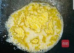 金汤虾球烩豆腐的做法图解3