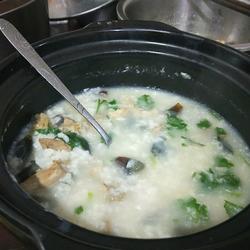 皮蛋瘦肉粥的做法[图]