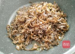木耳包菜煎饼的做法图解7