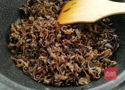 木耳包菜煎饼的做法图解8