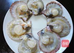 蒜蓉粉丝蒸扇贝的做法图解3