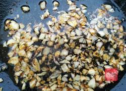蒜蓉粉丝蒸扇贝的做法图解8