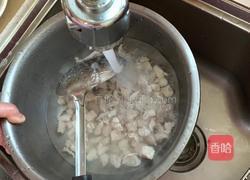 鸡胸肉鸡丁炒胡萝卜尖椒的做法图解4