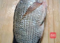  ＃蒸菜＃清蒸罗非鱼的做法图解2