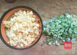 营养全面素包子的做法图解2