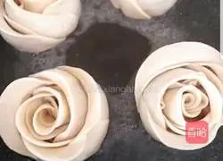 Illustration of how to make rose dumplings 3