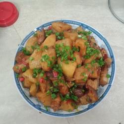 土豆闷肉的做法[图]